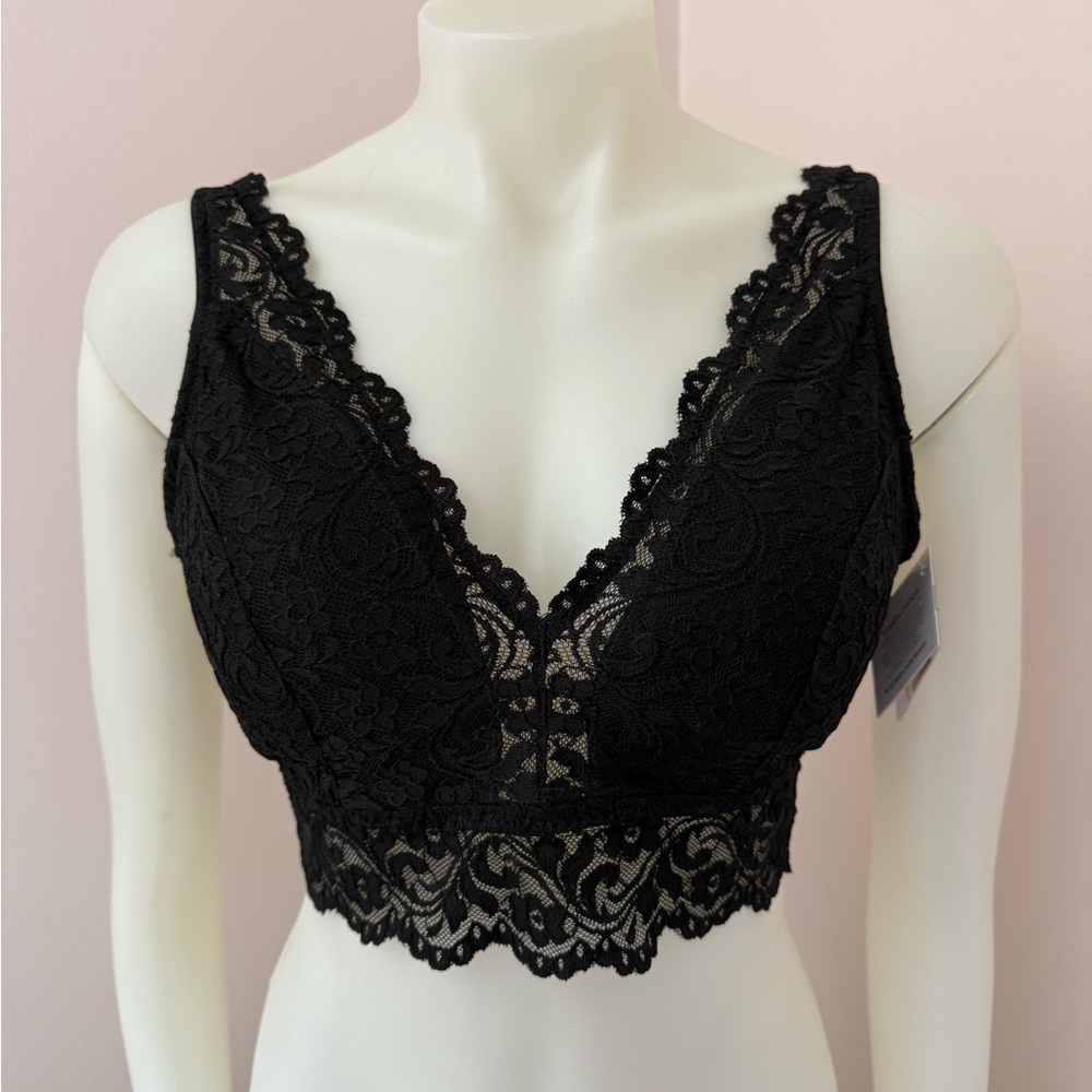 New black lace bra, XL